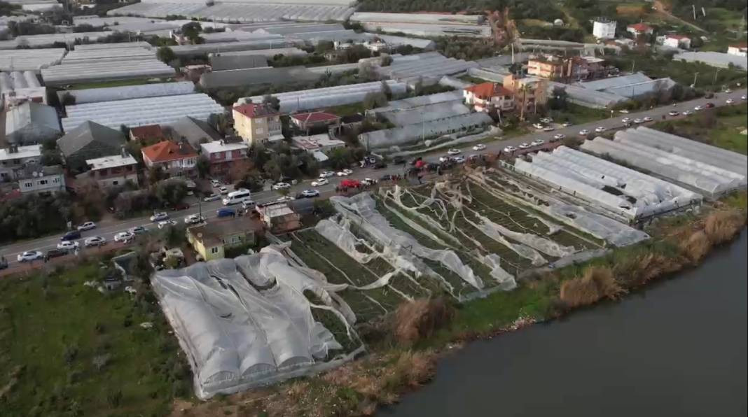 Seralar hayalet gibi uçtu! Pencereden bakan Antalyalılar gözlerine inanamadı - Resim: 14
